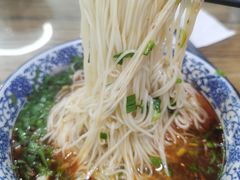 毛细-陇上全荟兰州传统牛肉面(延吉路店)
