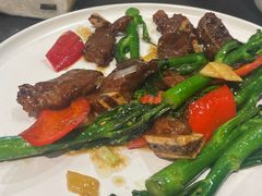 双芥炒牛仔骨-飞尝蚝·顺德菜·鱼生(顺德总店)