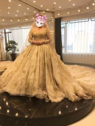-拉瑞娜LaReine婚纱礼服高级定制