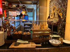面包甜点陈列柜-怡咖啡海鲜自助餐厅(浦东香格里拉店)