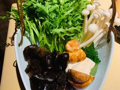 蔬菜拼盘-余欢领鲜火锅(新街口店)