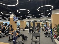-Z&B Fitness Studio·Gym(前滩L+PLAZA店)