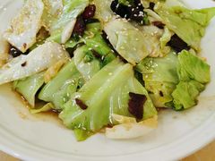 白菜炒腊肉-王四酒家苏帮菜馆(观前店)