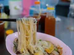 -榮泰米粉湯(Left Shop)