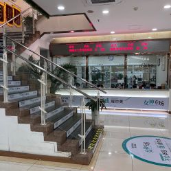 -新生植发·植养护一体