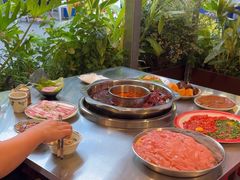 -六婶老火锅(交通大学直营店)