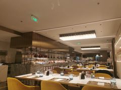 -深圳国际会展中心希尔顿酒店(前海华发冰雪世界店)