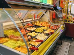 自助取餐区-老炳·七丛松甘草水果