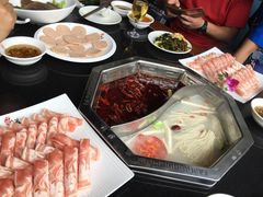 -重庆德庄火锅(体育中心店)