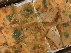 铁板蛋豆腐-老东镇啤酒屋海鲜加工·蒸汽海鲜·海鲜烧烤(台东店)