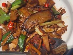 -鸽子侯·家宴·平价海鲜(市图书馆店)