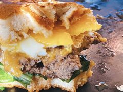 -HIGH FIVE哈福手工汉堡(桂林路店)