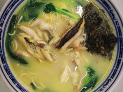 -明呈黄鱼面馆(斜土路店)