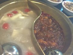 -怡品川宇火锅(宝立方店)