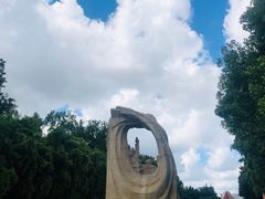 -上海市龙华烈士陵园