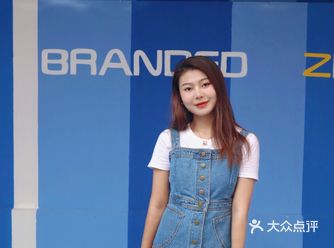 周末去哪儿玩，打卡新晋网红地中港皮具城