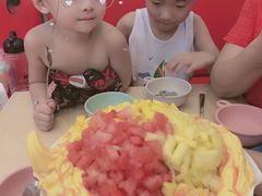 -Jonah's Fruit Shake & Snack Bar