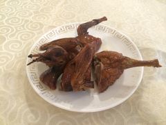 红烧妙龄鸽-旭璟酒家·传统粤菜·湘菜(逸景路店)