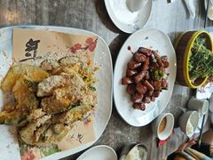 -今鲜源酒店·海鲜锅贴青岛菜(新湛路店)
