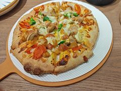 -必胜客(上海华谊新所店)