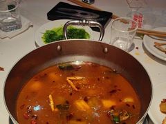 -七欣天香辣蟹火锅(闵行浦江欢乐颂店)