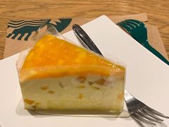 芒果酸奶慕斯蛋糕-星巴克(深圳龙华和平里店)