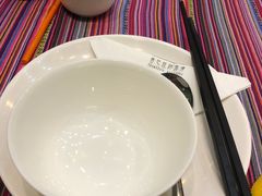 -香巴拉云南餐厅(华莱坞店)