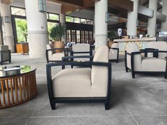 -亚龙湾喜来登·美景台大堂吧