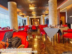 -粤尚腾香居中餐厅(首都机场希尔顿店)