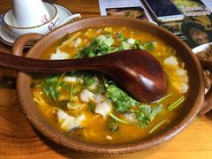 -东家小院金汤酸菜鱼(南阳路店)