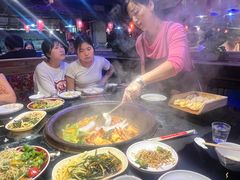 -鱼窝棚柴火铁锅炖(富山屯店)