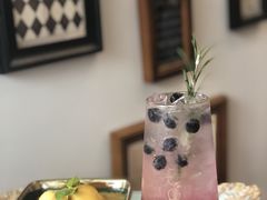 -柯斗斗主题餐厅·狗咖·围炉煮茶·茶饮(国瑞升平里店)