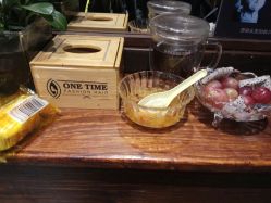 点击看大图 -MONE美发沙龙