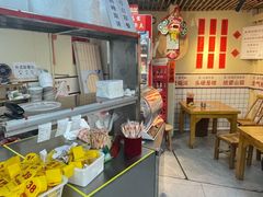 -明姨仔潮汕美食·碳炉猪脚·汕尾牛腩饭·起片鸡煲(起义路店)