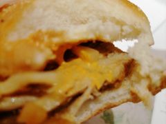 桂林酸笋风味板烧鸡腿堡-麦当劳(凯德广场店)