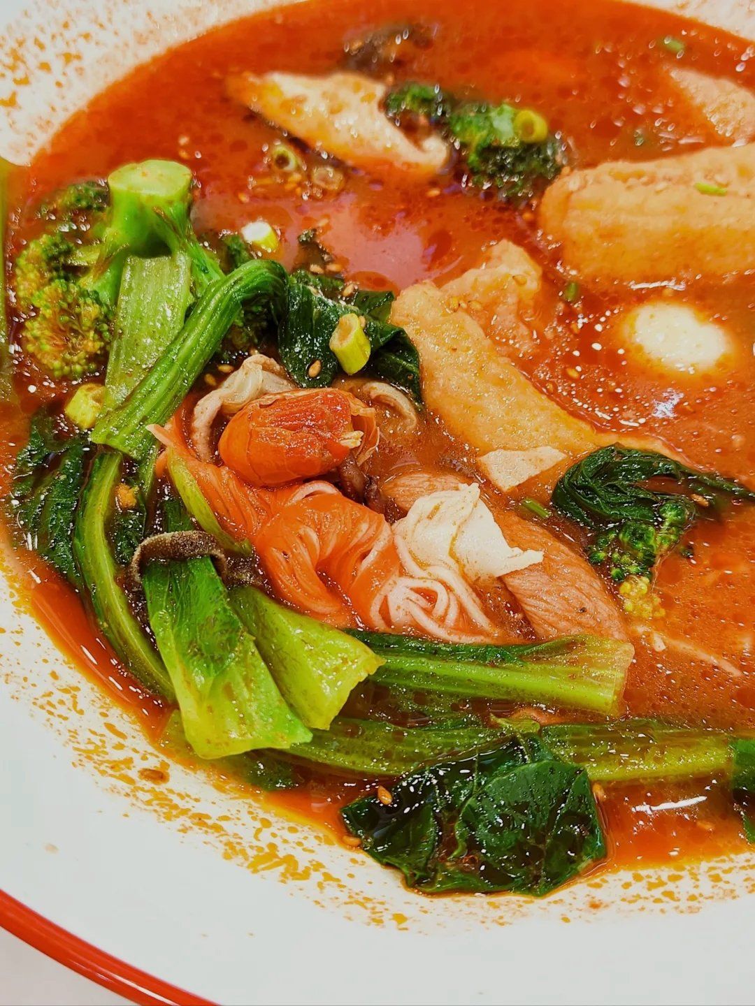 92口味
我见过兰州麻辣烫自选菜品里最多的店,有鸡胗鸡翅牛柳鸡柳
