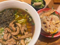 -矮子粉店1985·长沙米粉(湘春路店)