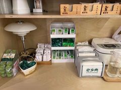 -老乡鸡(上海白玉兰广场店)