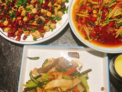 尖椒牛仔骨-景笙毋米粥底火锅(20年老字号)