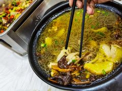 野生菌煲鸡汤-乡土特色.冷锅鱼.牦牛肉汤锅