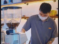 -Line 咖啡(石厦花园店)