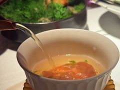 牛清汤-弦月窗LUNETTE BY AMANDA(复兴路店)