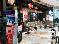 -三个四川人火锅(华联商厦店)