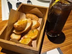 蒜香黄油面包-宿醉意大利餐厅(老车站1970文创园店)