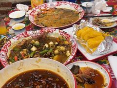 -闯关东东北农家菜(崂山石老人店)
