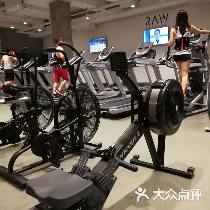 器械区                 fionanana           mochazxy