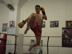 -拳霸泰拳MMA综合格斗搏击馆(浦东馆)