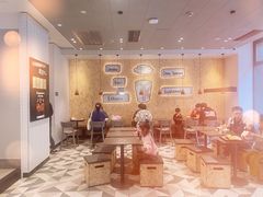 大堂-肯德基(绍兴胜利店)