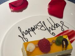 -弦月窗LUNETTE BY AMANDA(复兴路店)