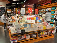 -西西弗书店&矢量咖啡(壹方购物中心店)